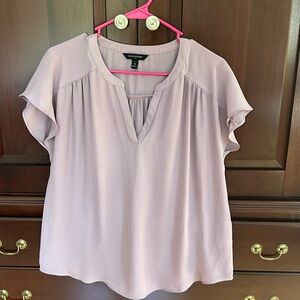 Women’s Banana Republic blouse sleeveless